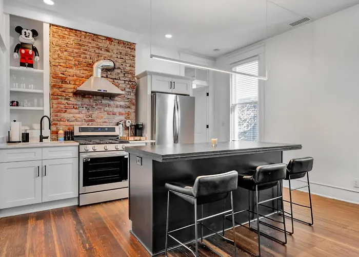Charming Home Steps From Louisville Best Spots