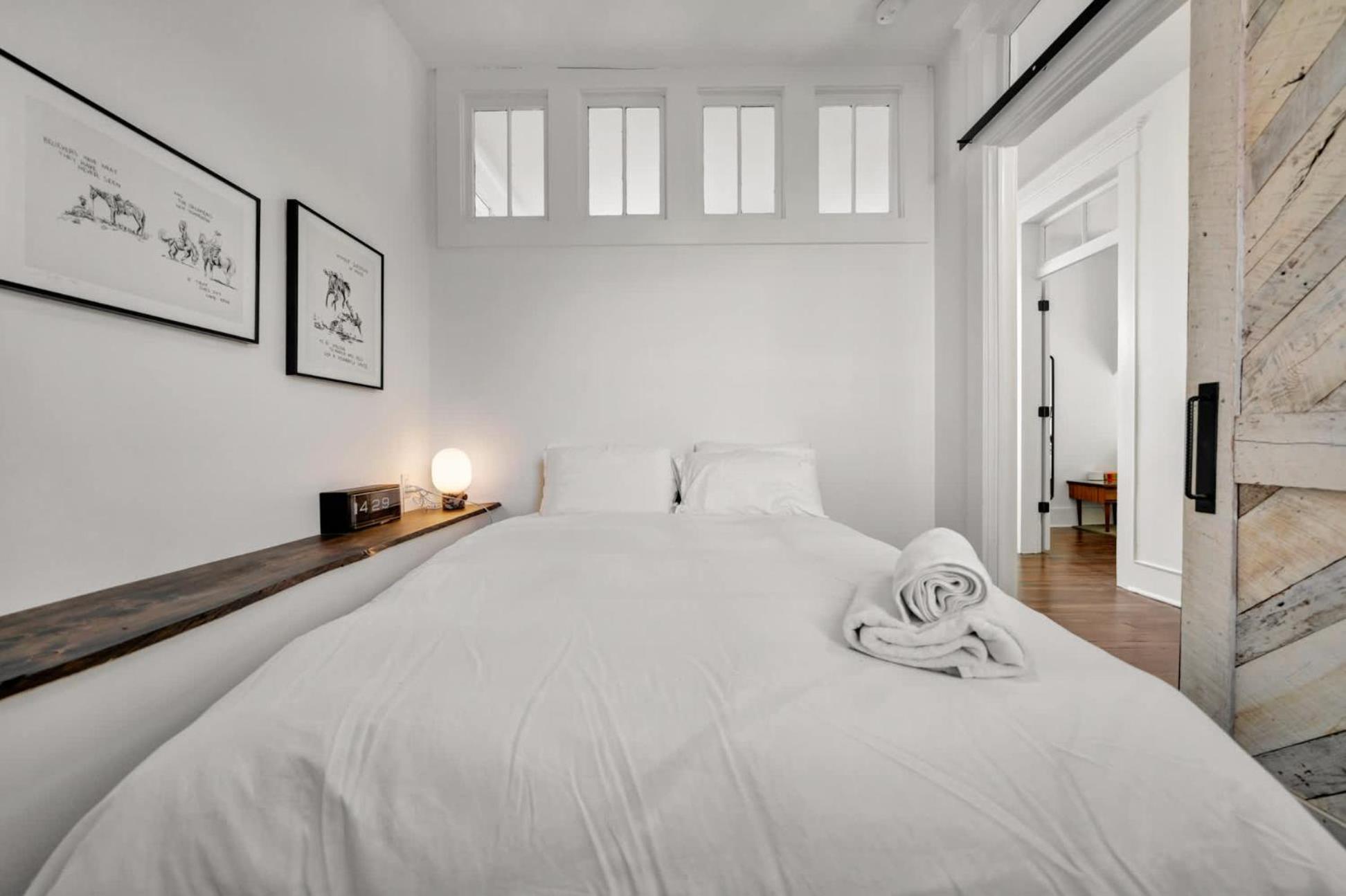 Charming Steps From Spots Apartment